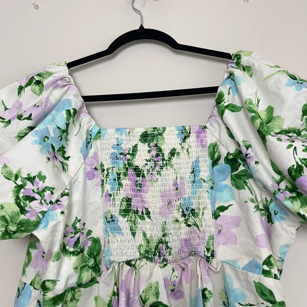 Old Navy Women's Waist-Defined V-Neck Puff Sleeve Top in White Floral Boho Sz 2X
